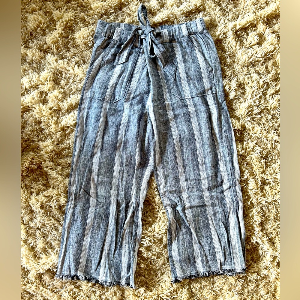 Parachute capris